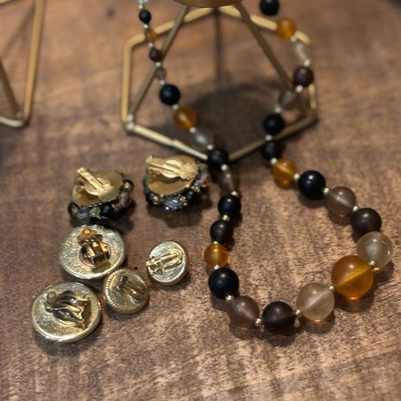 Vintage jewelry bundle - Picture 2 of 3